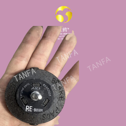 厂家直供 砂光机配件 砂光机刹车 制动器总承 刹车片.jpg